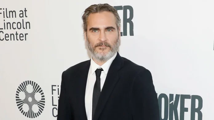 El documental de Joaquin Phoenix en Netflix que revela la verdad sobre la bacteria mortal en McDonald's