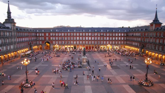 8 palabras que 'The Wall Street Journal' utiliza para describir Madrid