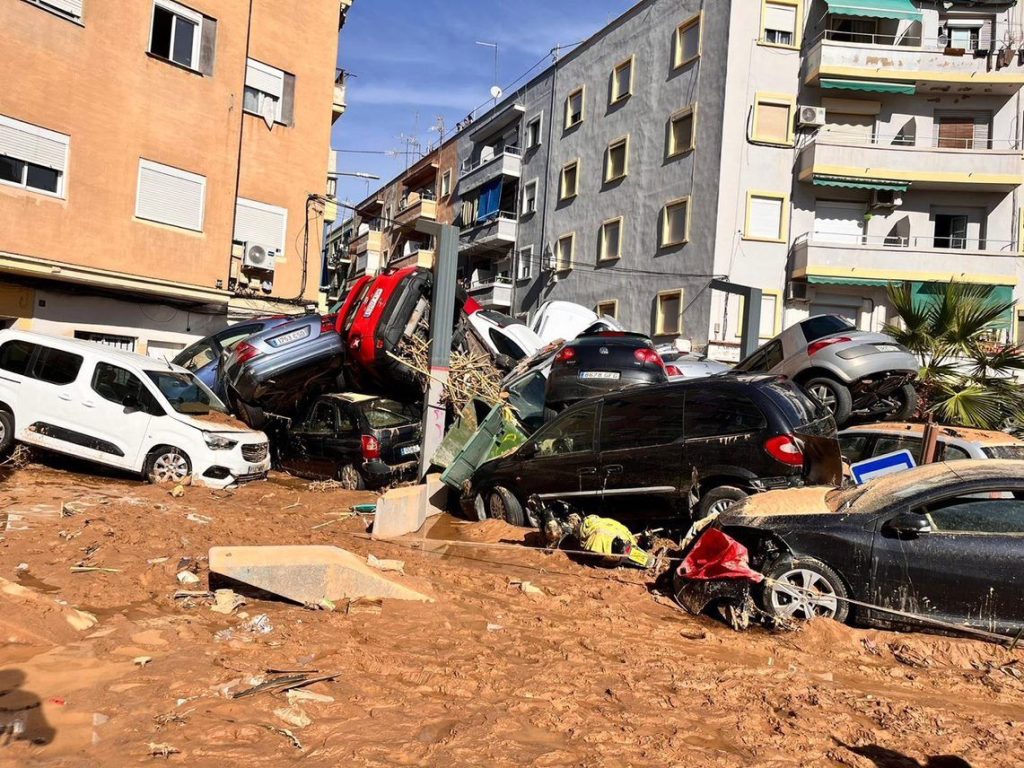 Un informe sobre la DANA señala a la CHJ como primera responsable 1 Moncloa Los destrozos causados por la DANA EUROPA PRESS