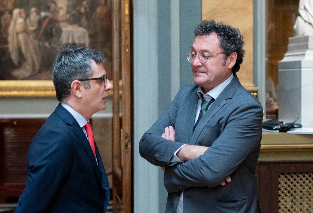 Félix Bolaños, el superministro de Justicia, junto a Álvaro García Ortiz, el fiscal general del Estado