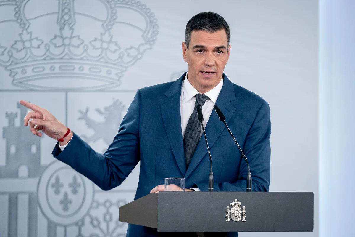 Pedro Sánchez, presidente del Gobierno, coloca el relato del PSOE en el BOE