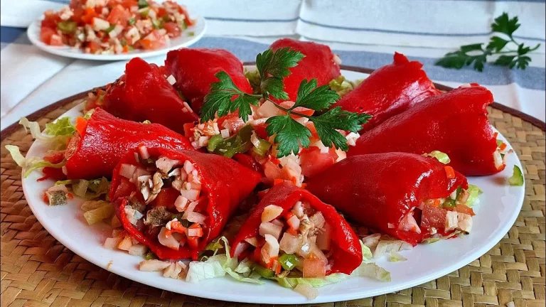 Deliciosos pimientos del piquillo rellenos, el plato perfecto para sorprender en Navidad