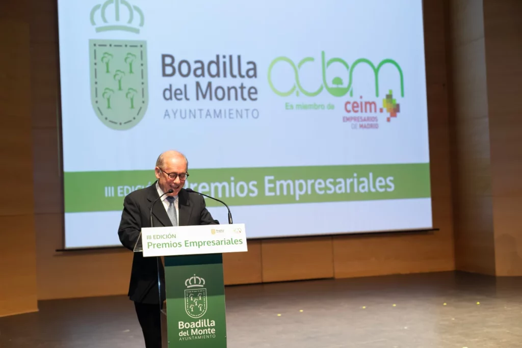 Javier Beitia (CEIM): «Una ciudad sin comercio es una ciudad muerta» 1 Moncloa Javier Beitia, vicepresidente de CEIM, en la III Edición Premio Boadilla del Monte