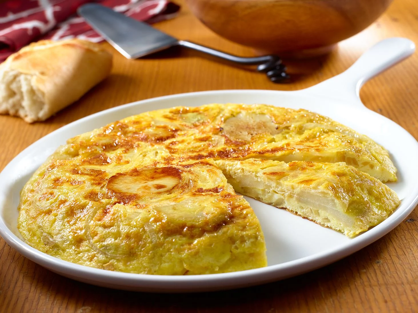 El secreto de las abuelas que transforma cualquier tortilla de patatas en una obra maestra 1 Moncloa tortilla de patatas 1 Moncloa