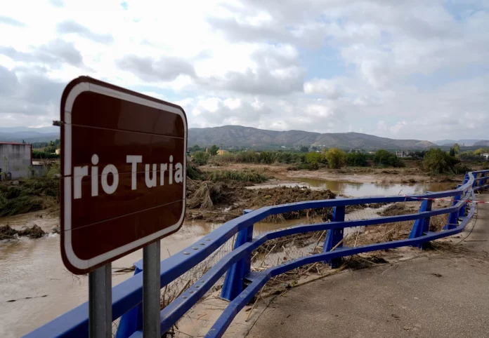 El Turia dejó la muerte y la devastación a su paso tras la peor DANA del siglo