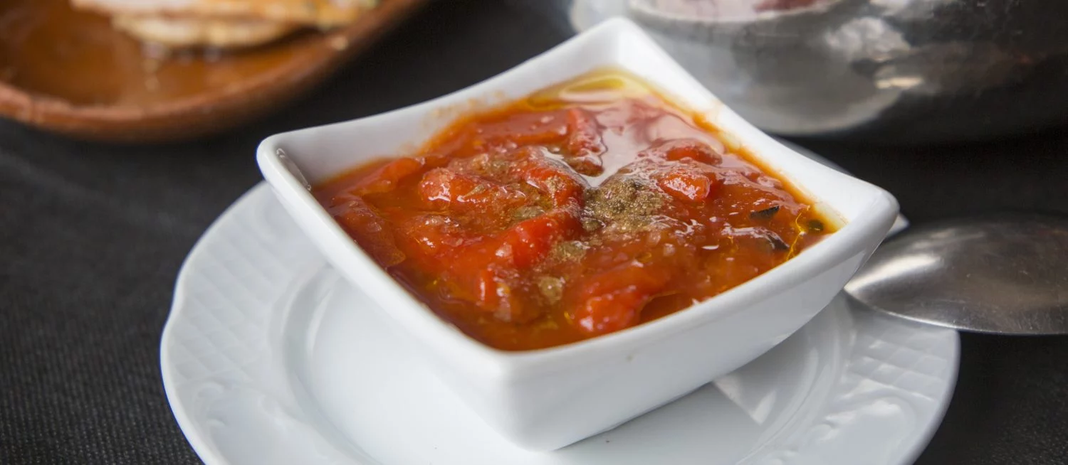 El plato manchego que arrasa en Galicia las abuelas lo eligen como el rey de Nochevieja 3 Moncloa UN PLATO QUE SIMBOLIZA LA UNIÓN FAMILIAR