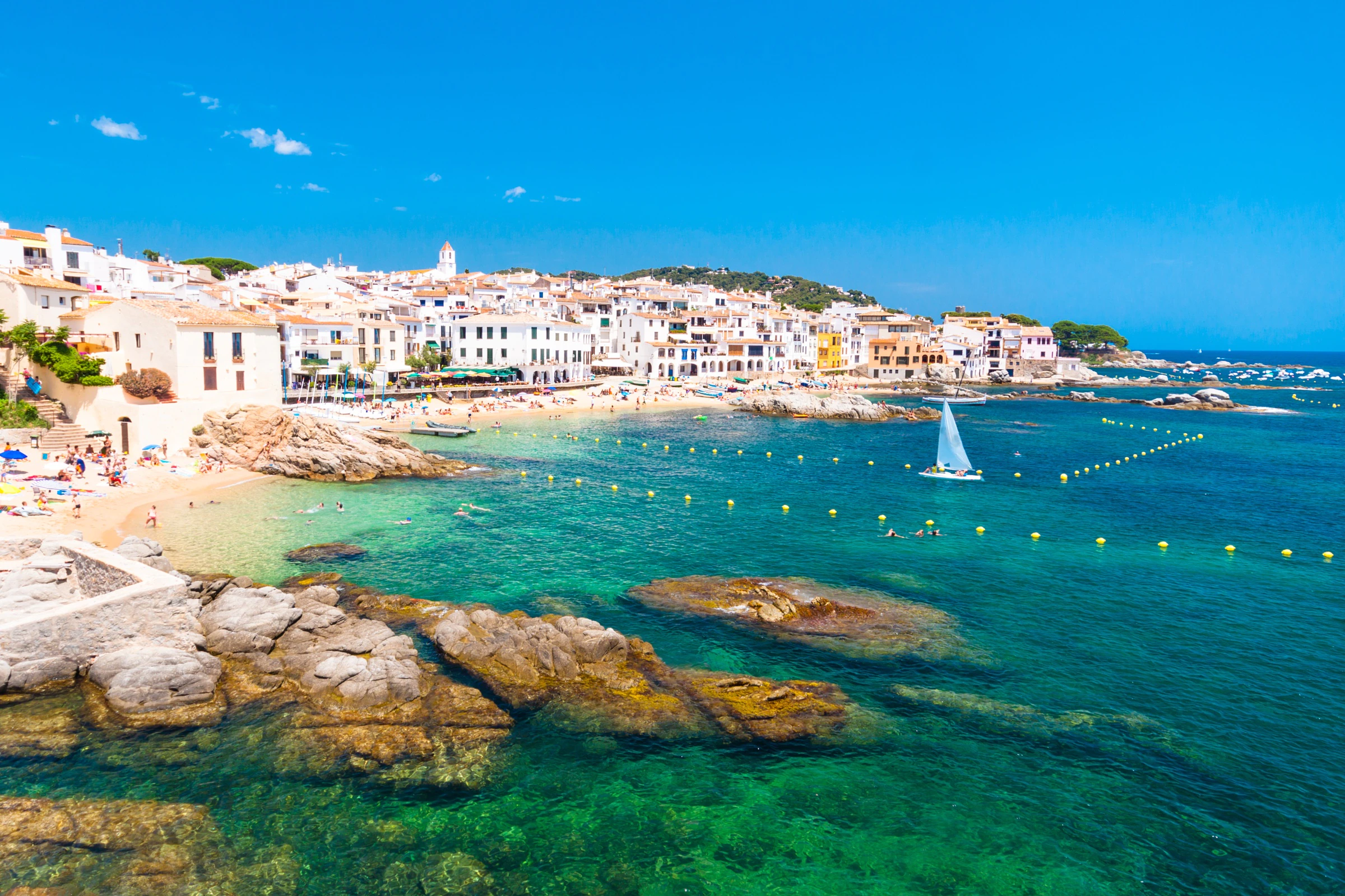 3 lugares que un Grinch amaría para desaparecer en esta Navidad 2 Moncloa UNA ESCAPADA A LA PLAYA: COSTA BRAVA
