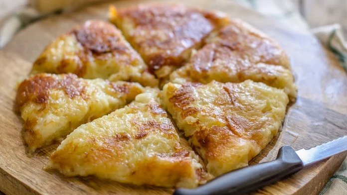 La receta de frico friulano que combina queso y patatas perfecta para Navidad