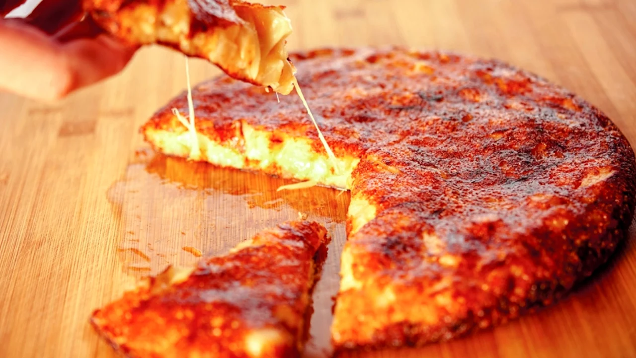 La receta de frico friulano que combina queso y patatas perfecta para Navidad 2 Moncloa Frico friulano 3 Moncloa