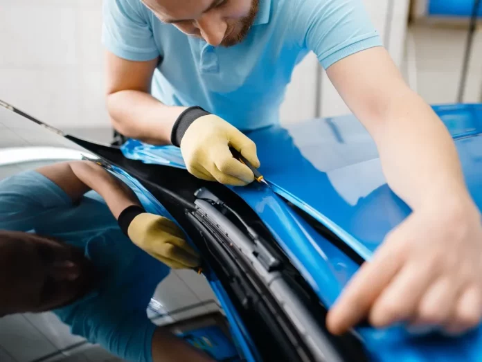 Si estás aburrido del color de tu coche descubre cómo cambiarlo sin gastar una fortuna