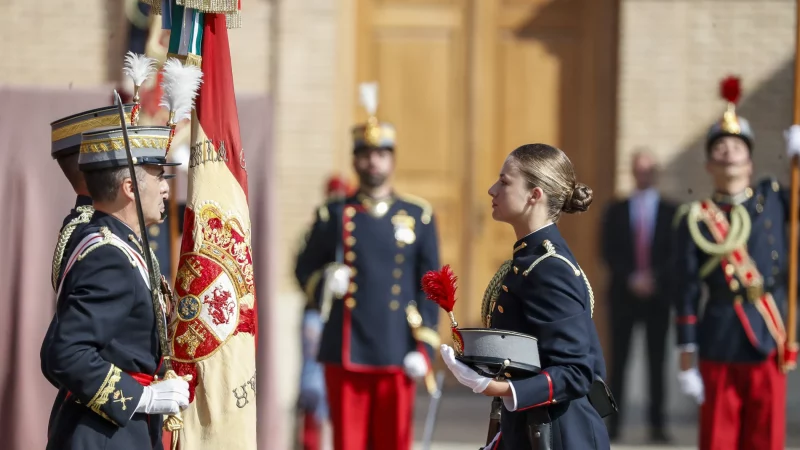 La razón que podría llevar a la infanta Sofía a seguir la senda militar de Leonor