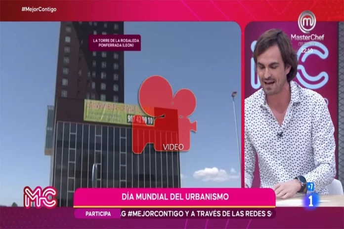 Fede Arias en un plató de RVTE.