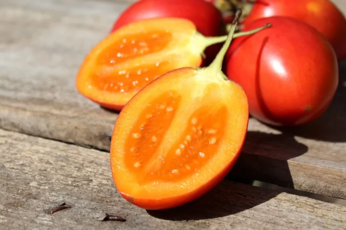 Cómo usar el tamarillo en la cocina y por qué es la nueva revolución gastronómica en España