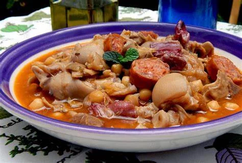 Los callos más famosos del mundo se cocinan en este pueblo de Asturias