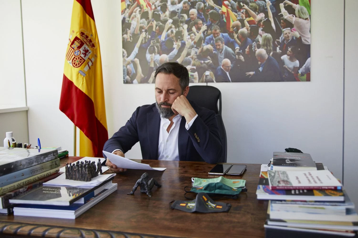 Abascal asegura que apoyaría una moción de censura del PP con Junts
