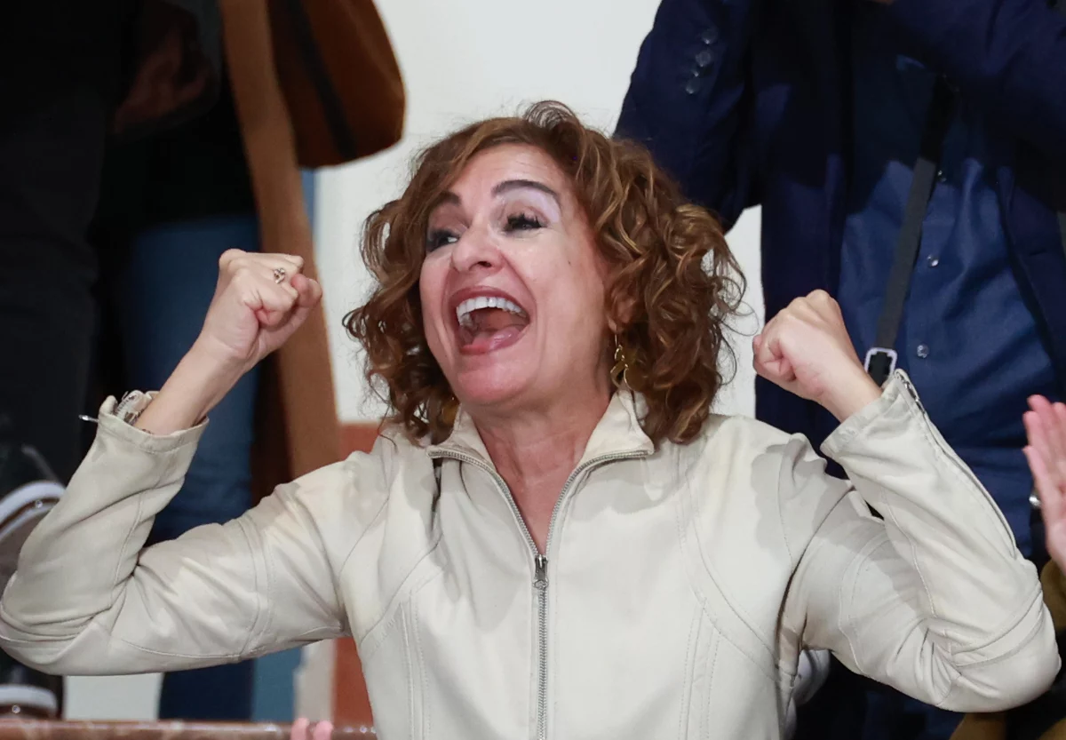 María Jesús Montero, ministra de Hacienda y candidata del PSOE asesta el golpe a las clases medias | Fuente: Agencias
