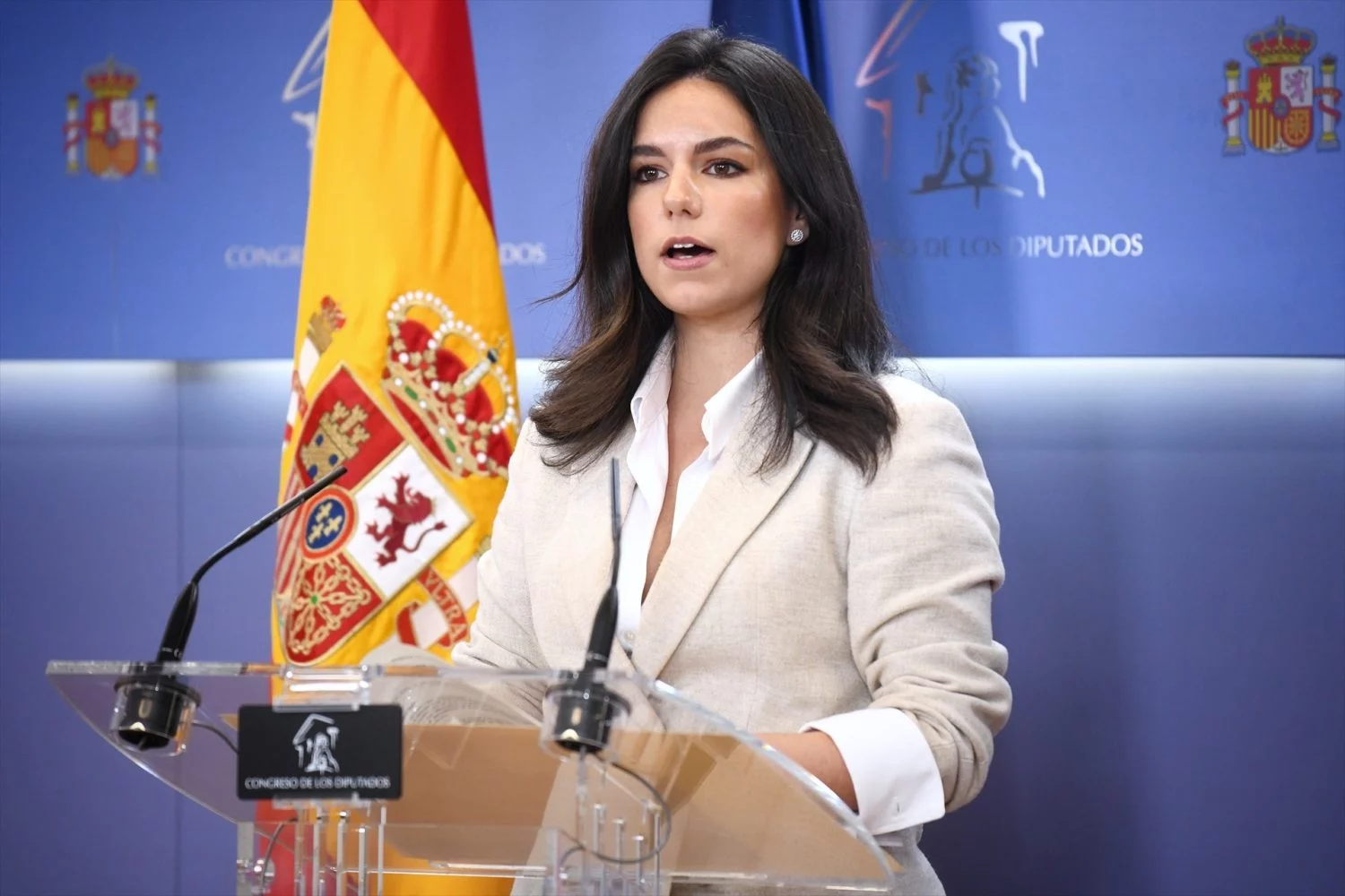La portavoz de VOX en el Congreso, Pepa Millán, durante una rueda de prensa en el Congreso de los Diputados, a 21 de enero de 2025, en Madrid