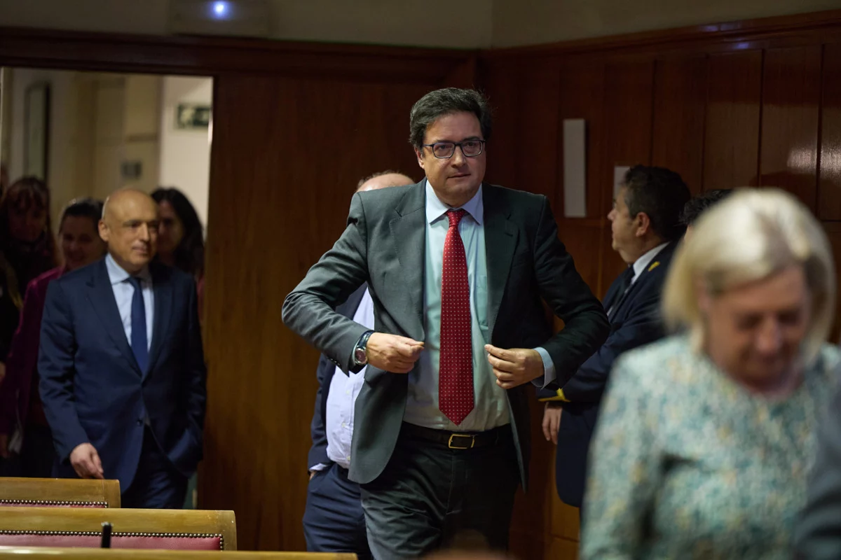 Óscar López, ministro de la Función Pública, se compromete a publicar los dos informes sobre Muface