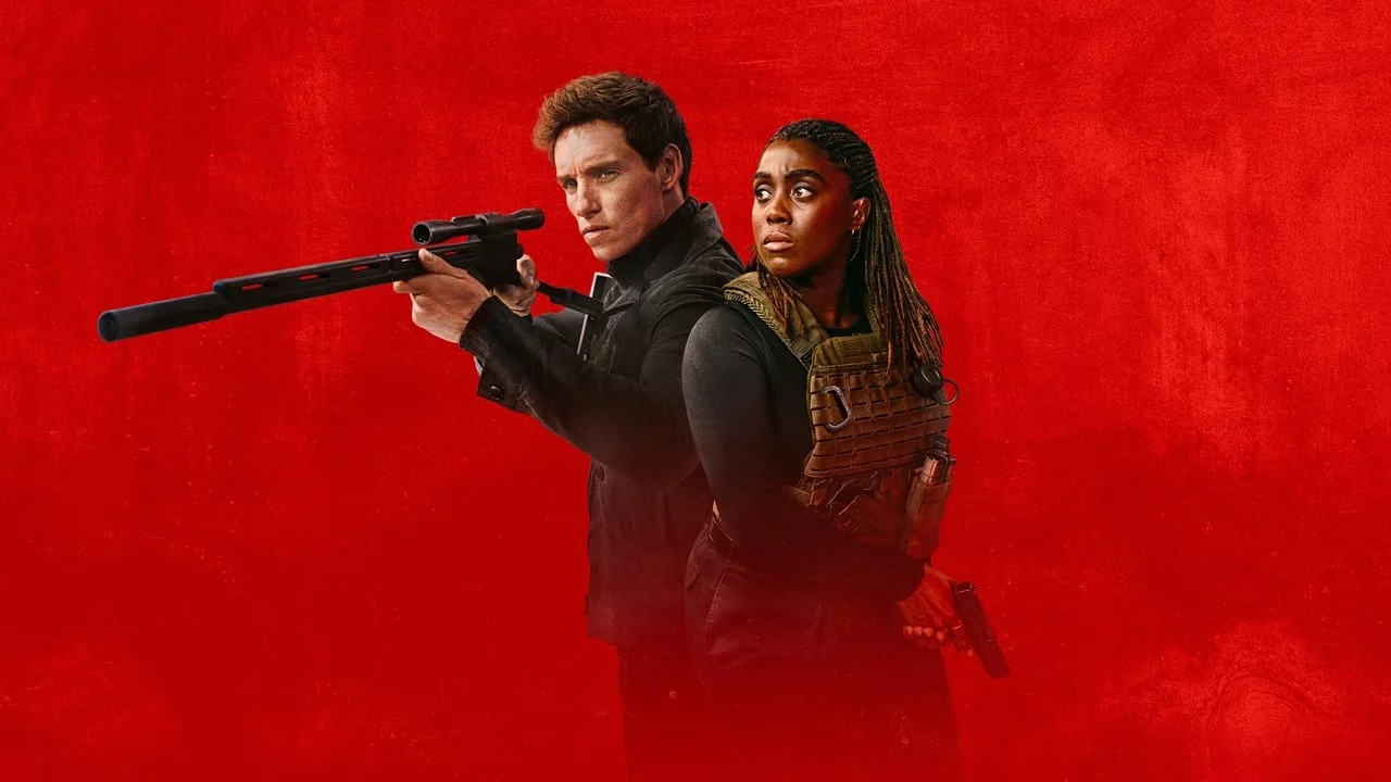 De ladrona a cómplice de un asesino: Úrsula Corberó aterriza en Disney Plus 1 Moncloa Eddie Redmayne y Lashana Lynch: los compañeros de elenco de Úrsula Corberó