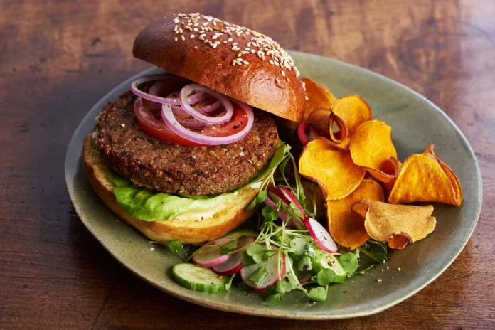 Elimina las proteínas animales de tu dieta hoy con estos tres pasos infalibles