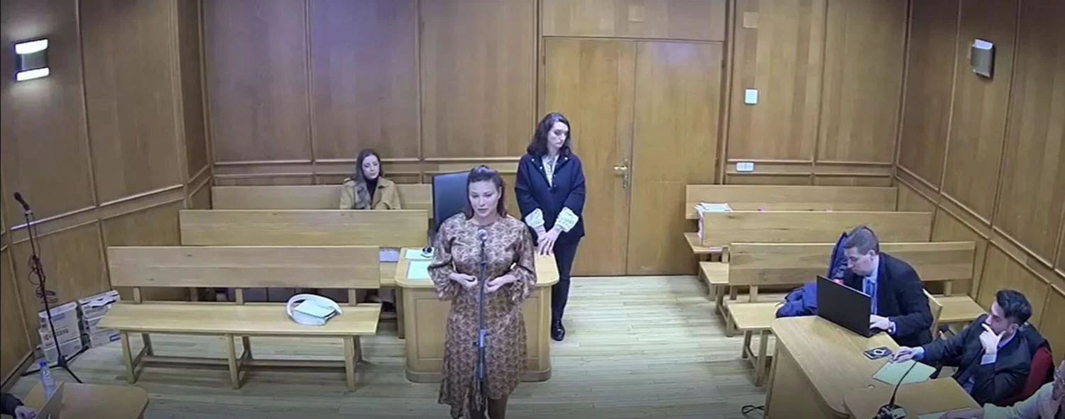 Elisa Mouliaá ante el juez.