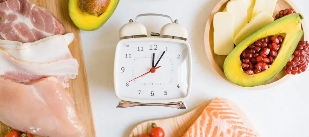 Pierde el peso de Año Nuevo con la rutina quema grasa que arrasa en TikTok 2 Moncloa Alimentos permitidos en la rutina quema grasa