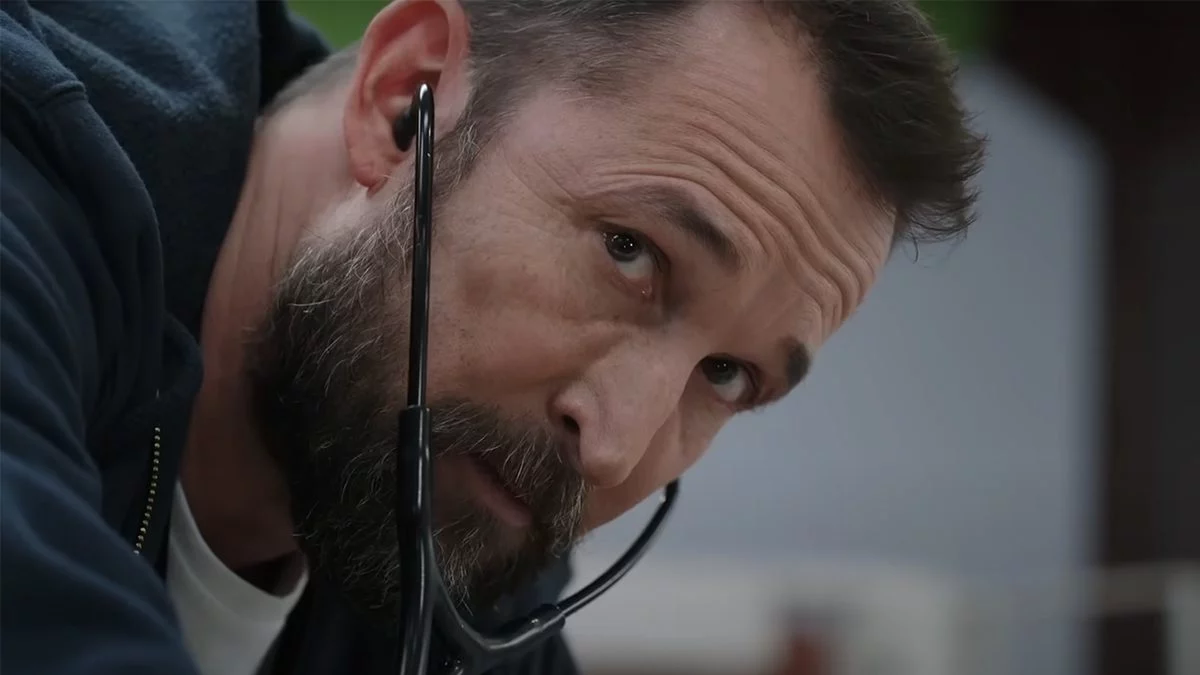 Max lanza un drama médico impactante con una estrella de “Urgencias” como protagonista