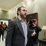 Orden de búsqueda y detención para un testaferro de Hidrocarburos