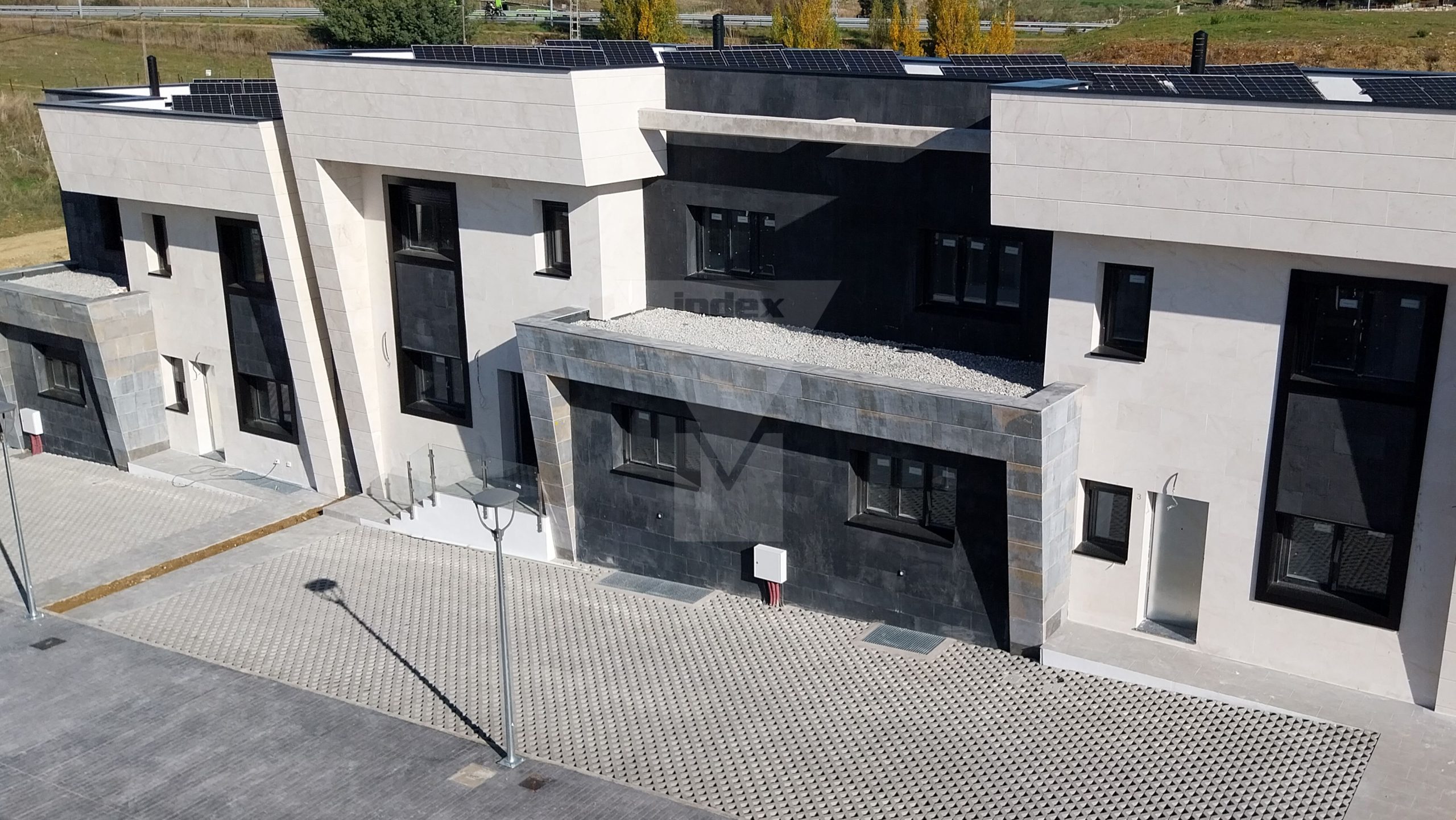 Casa Geosolar de Carbono Positivo de Grupo Index eficiencia energtica paneles fotovoltaicos scaled Moncloa