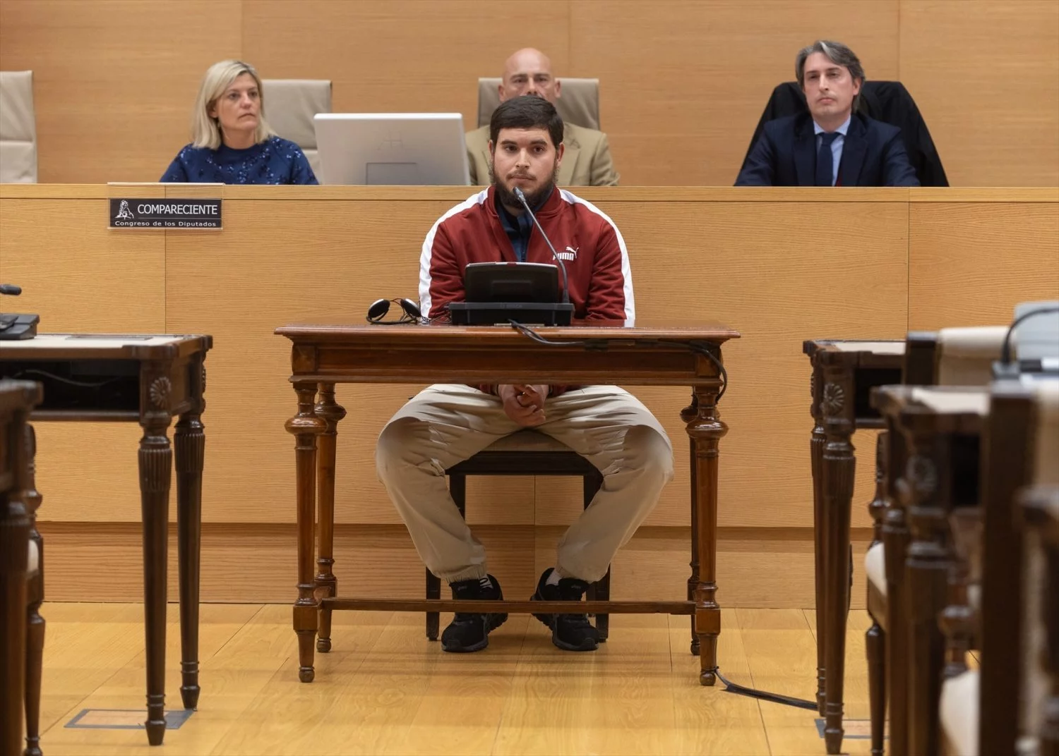 El condenado por los ataques terroristas del 17A, Mohamed Houli Chemlal, comparece en la Comisión de Investigación sobre los atentados del 17A, en el Congreso de los Diputados, a 13 de febrero de 2025, en Madrid (Fuente: Agencias)