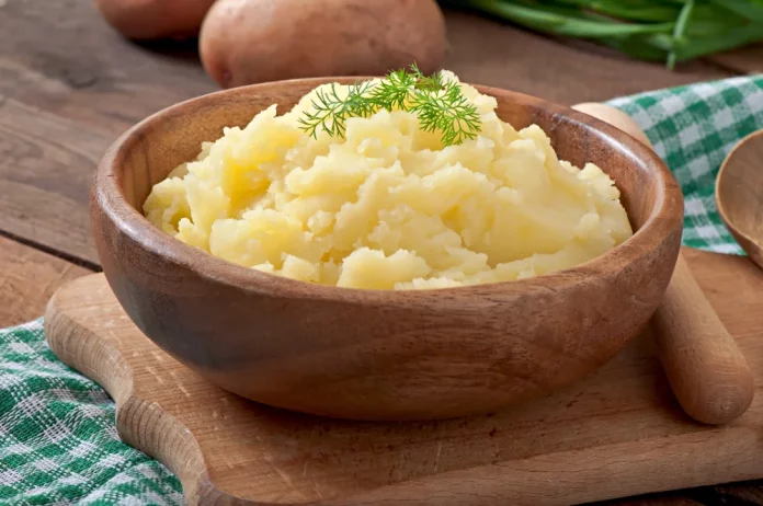 Así preparaba mi abuela la mejor receta de puré de patatas del mundo con solo tres ingredientes