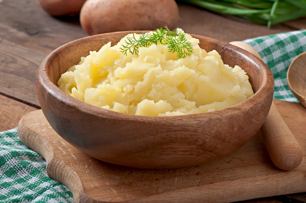 Así preparaba mi abuela la mejor receta de puré de patatas del mundo con solo tres ingredientes