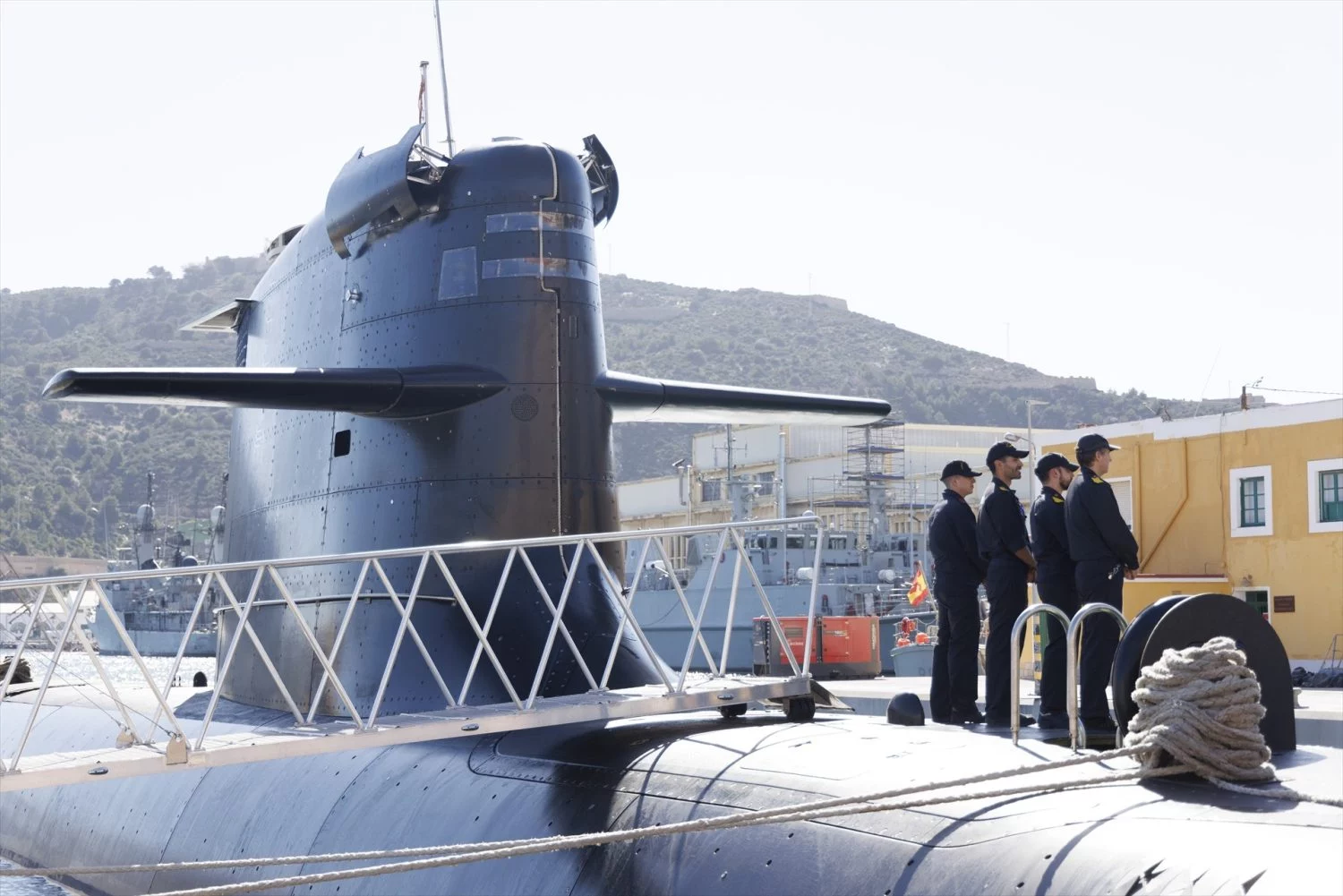 Exterior del submarino S-81, a 12 de febrero de 2025, en Cartagena, Murcia (España). El Isaac Peral (S-81) es un submarino de ataque SSK-AIP de la clase S-80 perteneciente a la Armada, construido por la empresa española Navantia en Cartagena (Fuente: Agencias)
