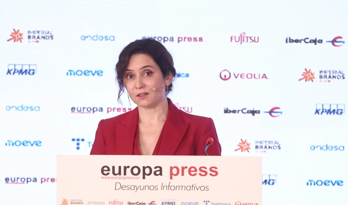 Isabel Díaz Ayuso, presidenta de la Comunidad de Madrid recuerda sus pactos con Vox y hunde a Pedro Sánchez | Fuente: Agencias