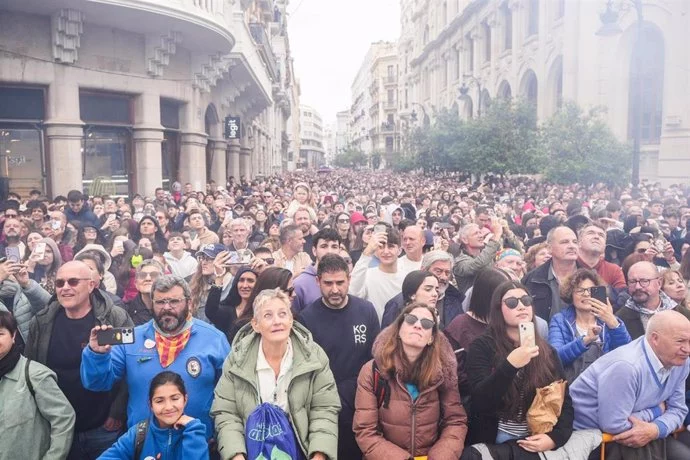 La mascletá de Valencia estalla en peleas: un aviso para la gestión de las Fallas 2 Moncloa Mascleta 15 marzo Moncloa
