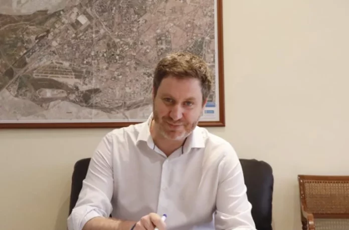 Alberto González, concejal de La Latina en Madrid, evita poner sobre el papel el soterramiento de la A-5 en la Dehesa del Príncipe. Fuente: Ayuntamiento de Madrid