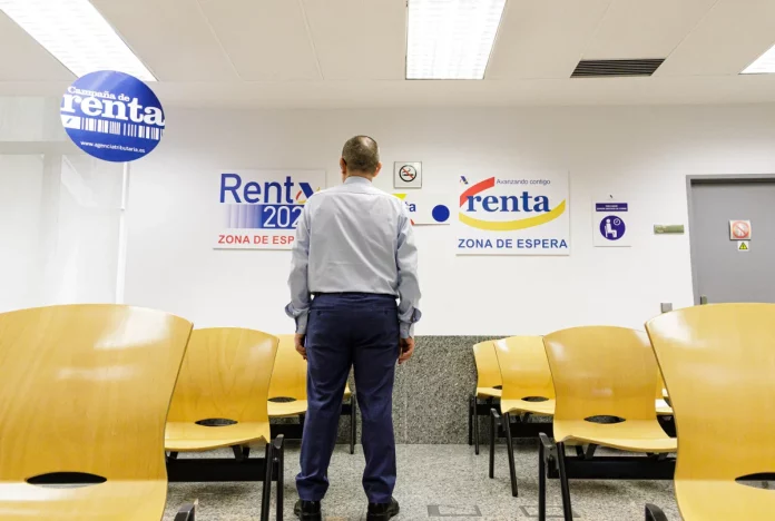 Los errores más habituales en el borrador de la Renta 2024 cuestan cientos de euros al contribuyente | Fuente: Agencias