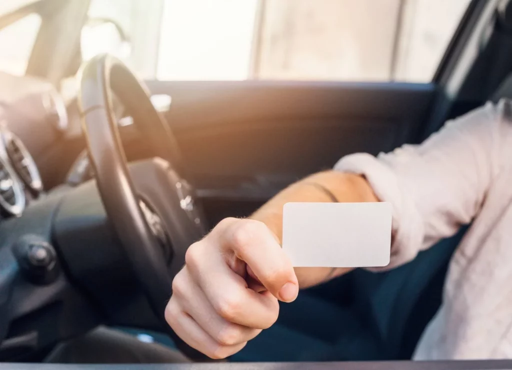 Si compras puntos del carnet, la DGT ya sabe cómo pillarte 1 Moncloa El fraude que preocupa a la DGT