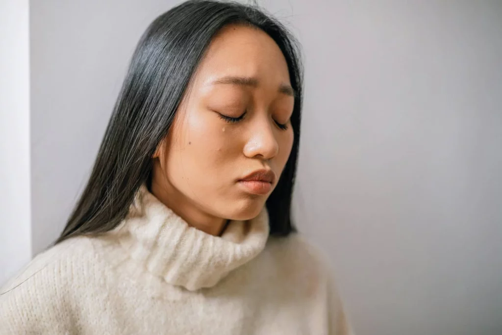 El país que te alquila un hombro (y un guapo) para llorar está a un vuelo de distancia 3 Moncloa Por qué esta terapia comenzó en Japón