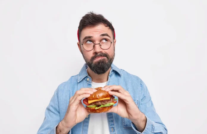 Así es la estafa de la hamburguesa que ya está engañando a españoles