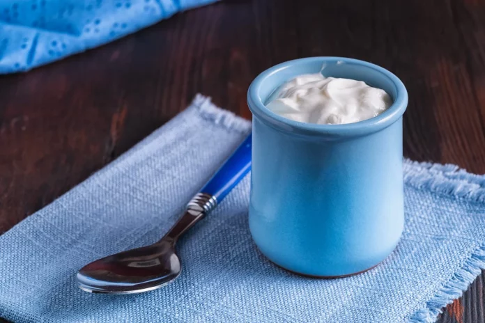 El truco definitivo para hacer yogur griego sin colar y con textura perfecta