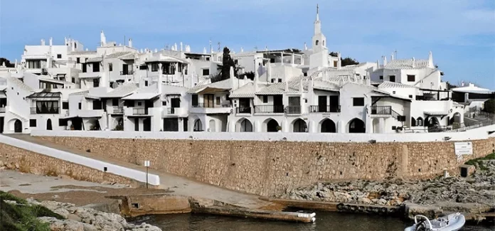 Parece Grecia pero está en España, conoce el pueblo que está enamorando a todo el mundo