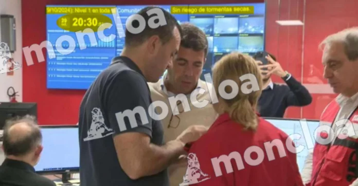 El presidente Carlos Mazón en el CECOPI el 29 de octubre durante la DANA.