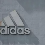 La nueva colaboración entre Bad Bunny y Adidas se va a agotar corriendo