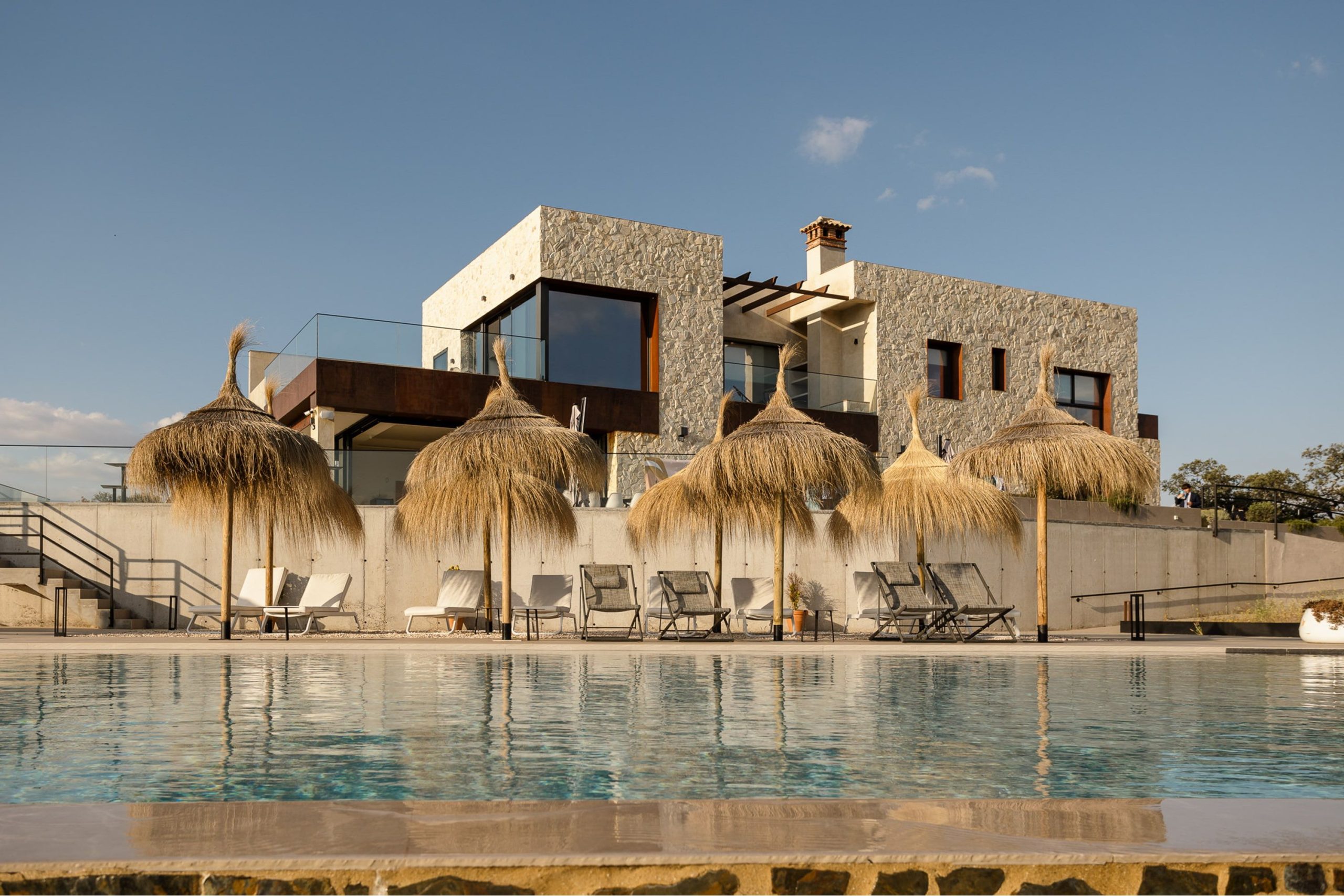 Hoteles Desconecta2 aumenta un 20% su ocupación y presenta nueva propuesta gastronómica local 1 Moncloa desconecta2 scaled Moncloa