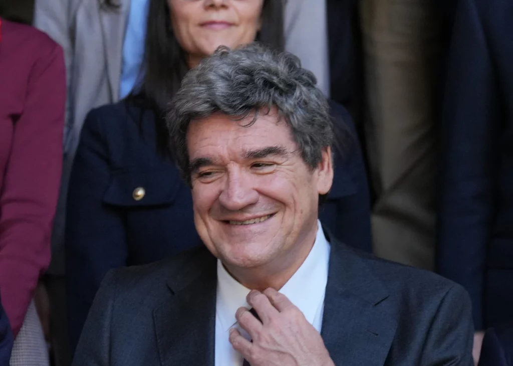 El gobernador del Banco de España descarta la recesión a pesar de la guerra comercial 1 Moncloa José Luis Escrivá, gobernador del Banco de España, descarta la recesión en España a pesar de la incertidumbre | Fuente: Agencias