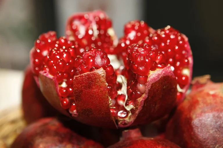 La fruta prohibida que dispara tu libido y arrasa en farmacias