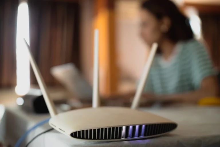 El ajuste en tu router que duplica la velocidad de internet en toda la casa