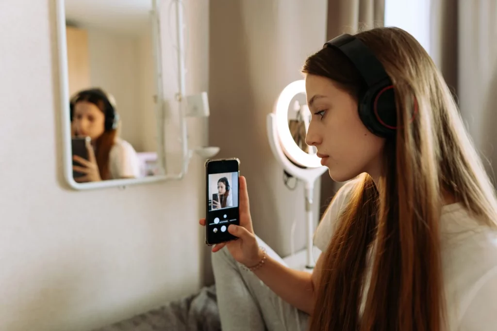 TIKTOK AL DESCUBIERTO: CÓMO SE POPULARIZÓ ESTE MÉTODO DE "DETECTIVE" AMOROSO