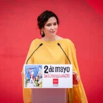 Ayuso contra el PSOE: «Pasarán a la historia más negra de España»